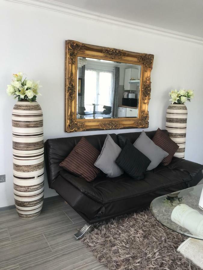 ריינהם Studio Apartment מראה חיצוני תמונה
